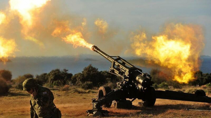     الدفاع الأذربيجانية:   العدو يكثف القصف المدفعي على القرى والمواقع العسكرية لأذربيجان  