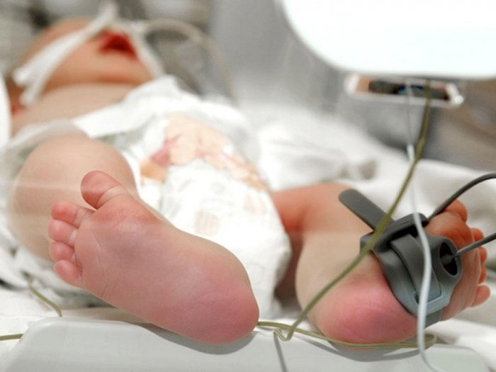 Ukraynada yüzlərlə uşaqda koronavirus aşkar edildi