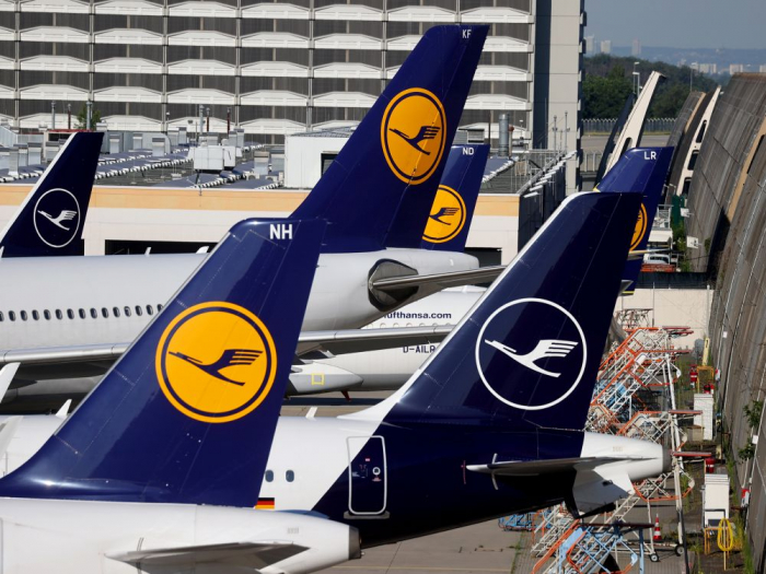 Lufthansa veut supprimer 1.000 postes administratifs et réduire la direction de 20%