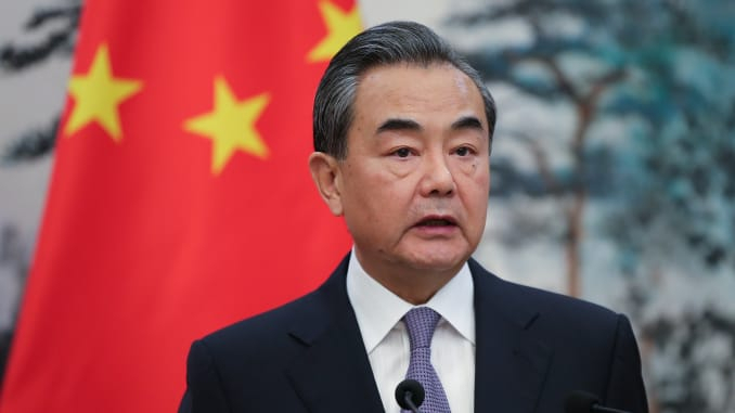 Chinese top official asks other countries not to interfere in Chinese internal affairs