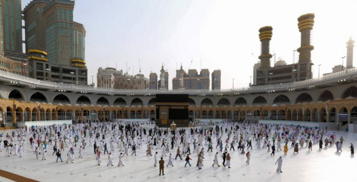  La Mecque:   Une dizaine de milliers de fidèles musulmans ont conclu le grand pèlerinage 