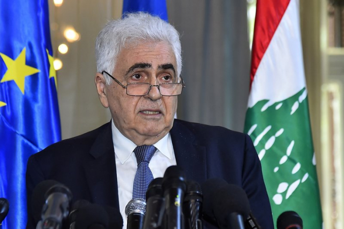 Lebanese foreign minister steps down