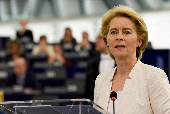 La présidente de la Commission européenne appelle à lutter contre les discriminations anti-Roms
