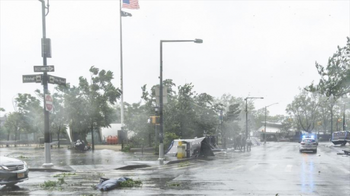   Un muerto y más de un millón sin luz en Nueva York a causa de la tormenta    