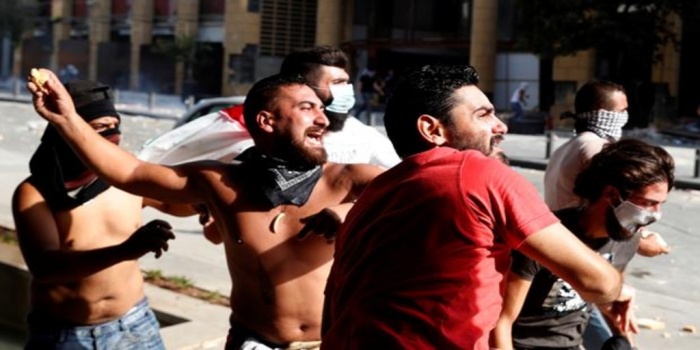 La sed de venganza volvió a vestirse de revolución en Beirut y causa sus primeras víctimas