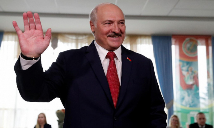  Présidentielle:  le président du Bélarus en tête avec 79,7% selon les sondages officiels
