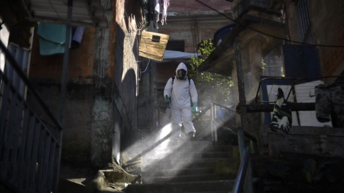 Brasil supera las 100.000 muertes y los 3 millones de casos de coronavirus