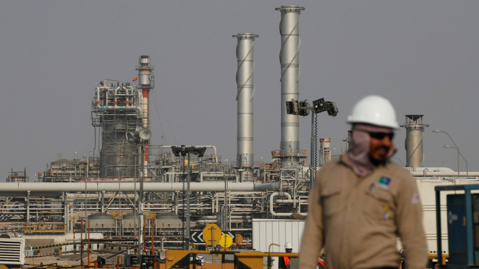La petrolera estatal de Arabia Saudita sigue adelante con el plan de pagar dividendos por valor de 75.000 millones de dólares