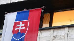   Eslovaquia expulsa a diplomáticos rusos  