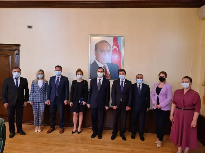   Embajador turco se reúne con Tural Ganjaliyev  