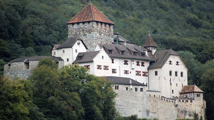 Liechtenstein takes Prague to ECHR demanding it stops recognising its citizens as German