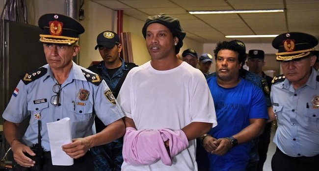 Ronaldinho released from Paraguay detention after five months  