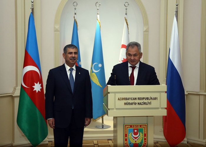  Zakir Hassanov rencontre son homologue russe 