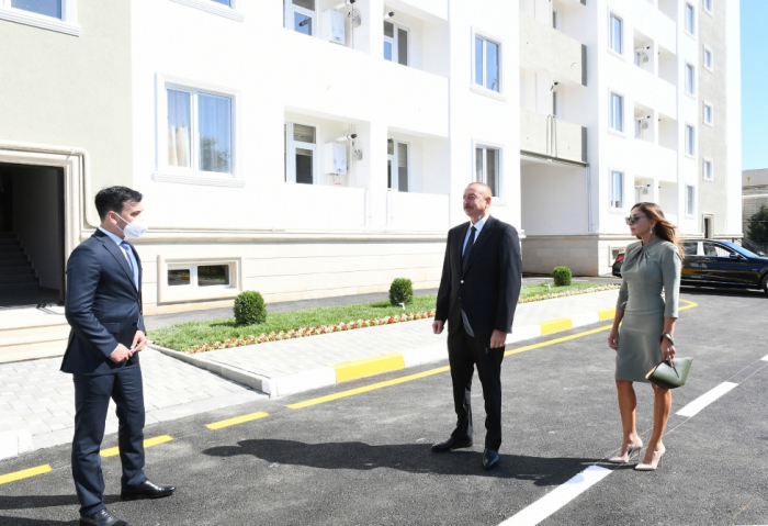   Ilham Aliyev und Mehriban Aliyeva bei der Eröffnung des Schlafsaals   -FOTOS    