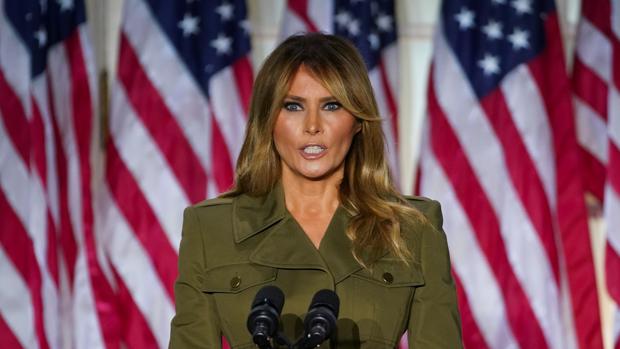 Melania Trump sale en defensa de su marido: «Vale cuatro años más»