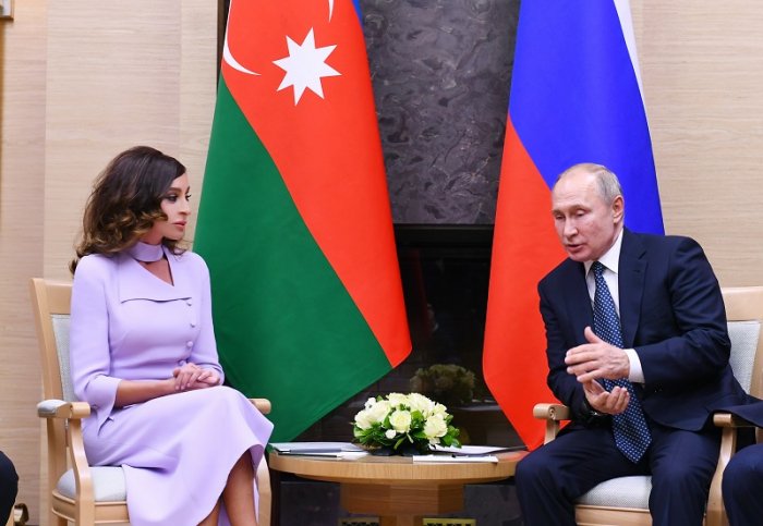   Putin felicita a Mehriban Aliyeva  
