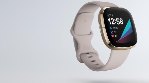 Fitbit presenta en sus relojes un medidor de temperatura de la piel y un electrocardiograma