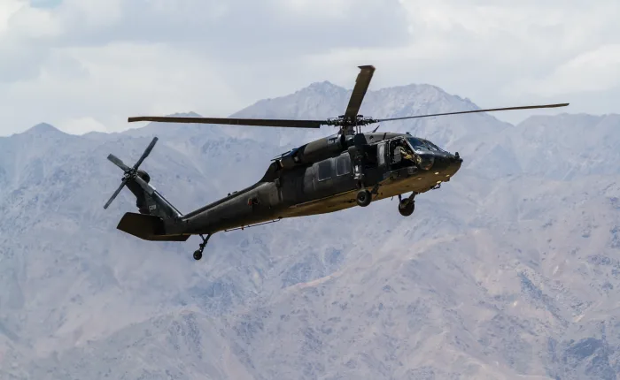 2 soldiers killed, 3 injured as Black Hawk helicopter crash off California