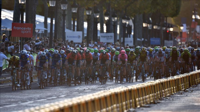 El francés Julian Alaphilippe gana la segunda etapa y lidera el Tour de Francia