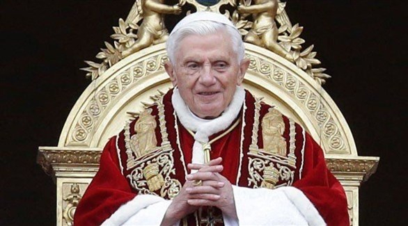 البابا السابق يعاني من مرض "أريسيبيلاس" أو "الحمرة" في الوجه