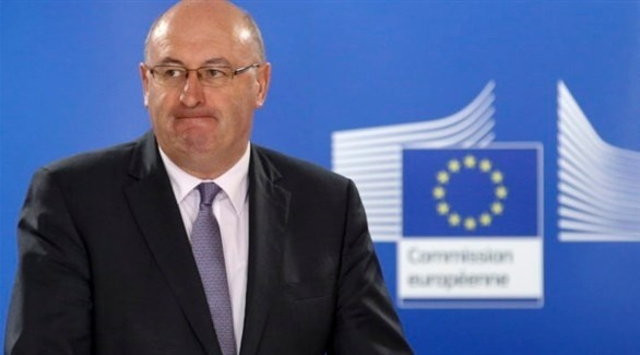 مفوض التجارة بالاتحاد الأوروبي يستقيل بسبب انتهاك القواعد بشأن كورونا