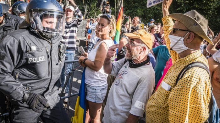   Berlin verbietet Demonstrationen gegen Corona-Beschränkungen  