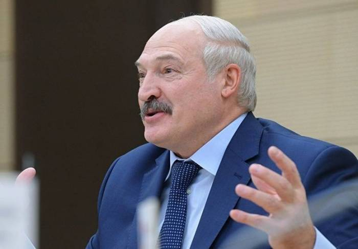   Lukaşenko:  “Rusiya bizi itirməkdən qorxur” 