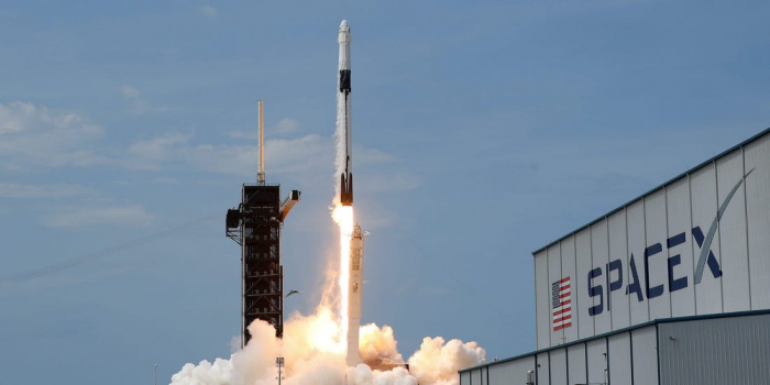  SpaceX may launch 3 Rockets on Sunday  