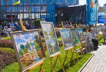 Las obras del artista azerbaiyano se mostrarán en la exposición internacional de arte en Ucrania