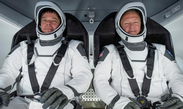 SpaceX Crew Dragon make first splashdown in 45 years