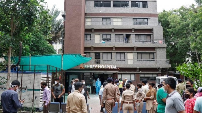 8 coronavirus patients killed in hospital fire in India