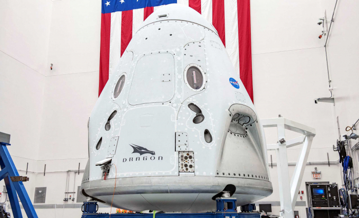 SpaceX and NASA to send next astronaut team late October