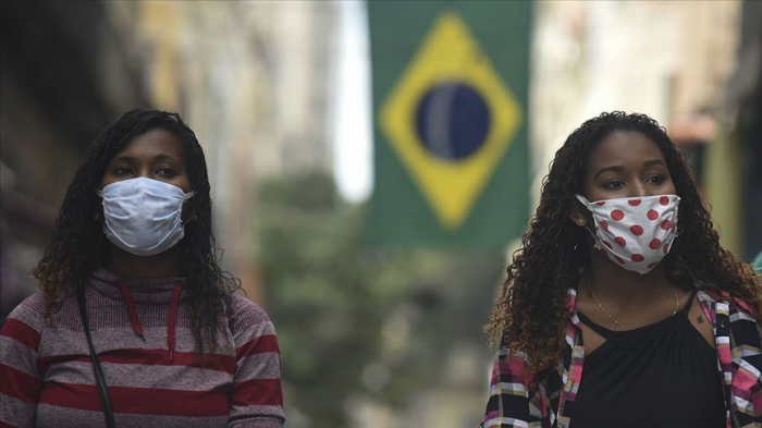 Braziliyada daha 984 nəfər virusdan öldü