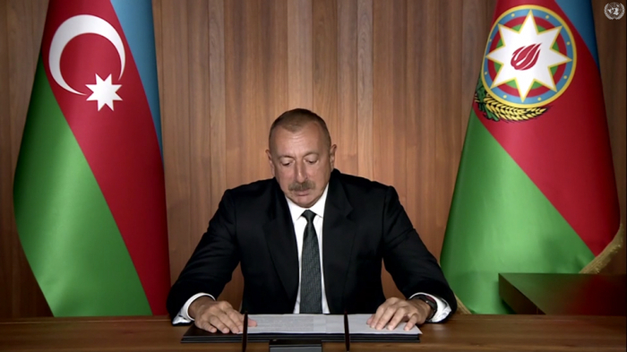 Le président Ilham Aliyev s