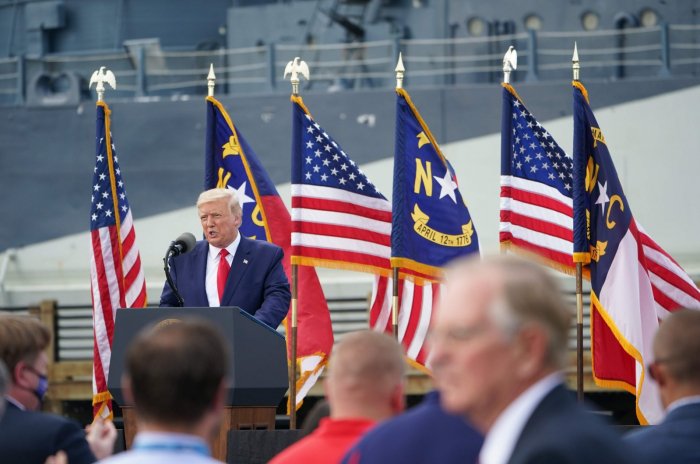 Trump administration urges US states to be ready to distribute COVID-19 vaccine by Nov 1
