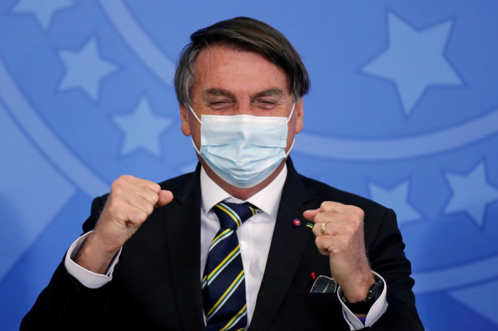   Bolsonaro habla sobre la Amazonía:   "No consigo matar ese cáncer que son las ONG"