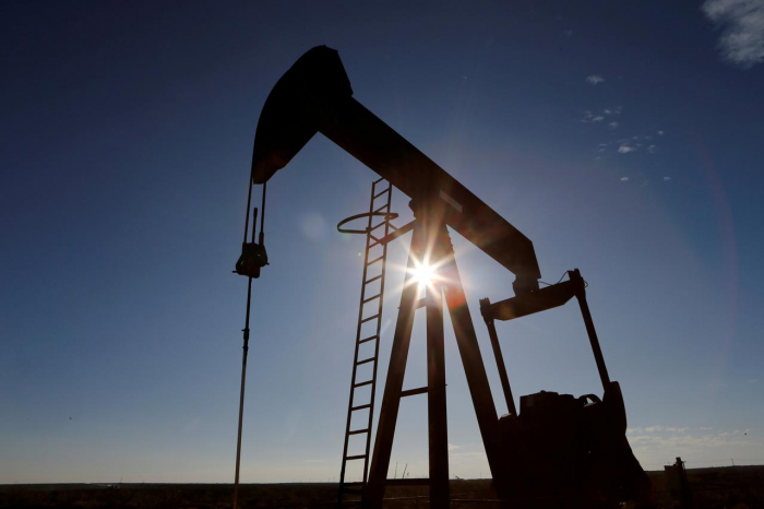 Oil slips, set for biggest weekly drop since June