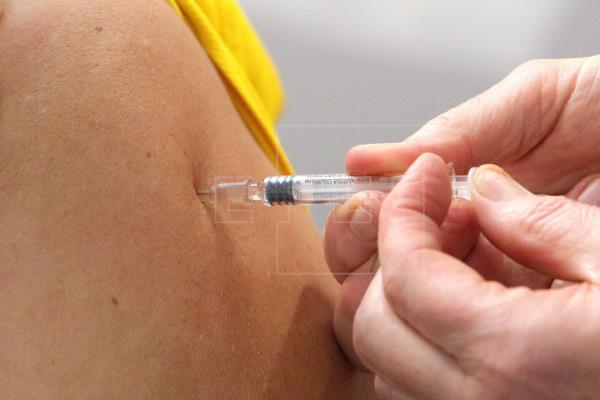 Oxford reanuda los ensayos clínicos de la vacuna contra la COVID-19