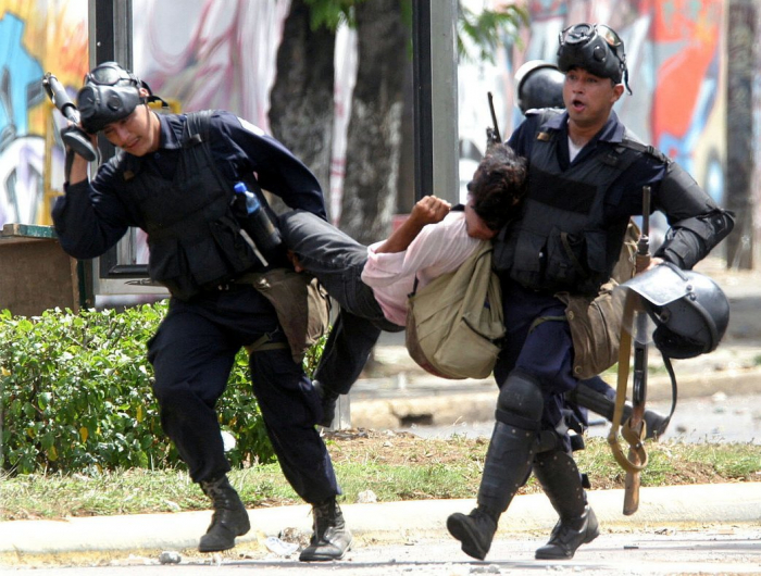 Opositores en Nicaragua repudian el "aumento de violencia policial" contra disidentes