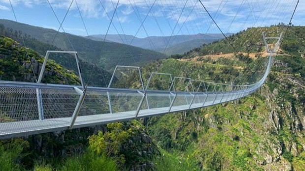 Se revela el nuevo puente peatonal suspendido más largo del mundo