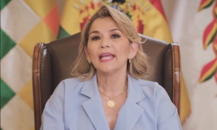Jeanine Áñez afirma el retiro de su candidatura presidencial para las elecciones en Bolivia