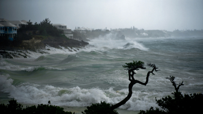 El huracán Teddy llevará "un peligro extremo" a la costa este de EE.UU.