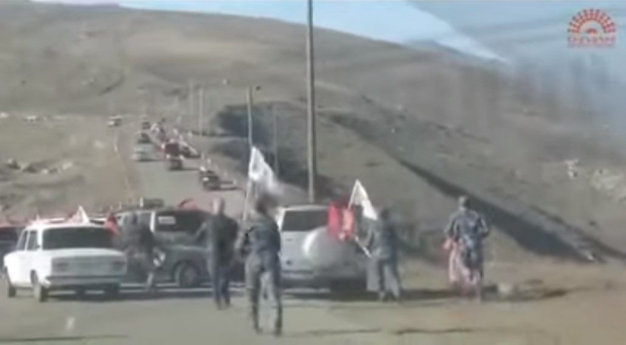  Los armenios huyen de Aghdera-  Video  