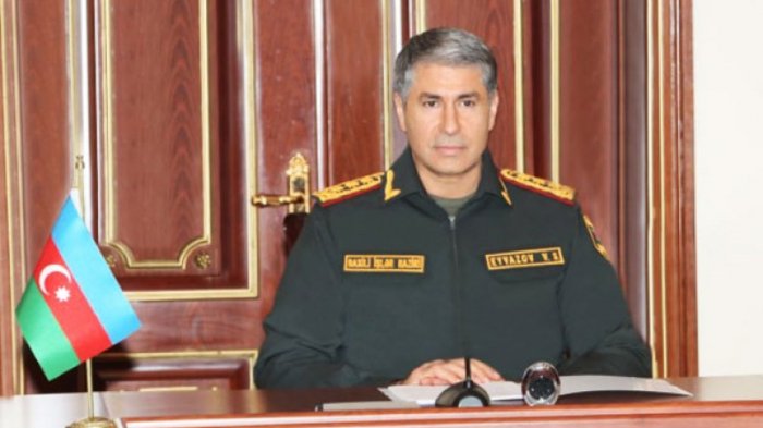   Vilayet Eyvazov es designado como comandante-  Orden    