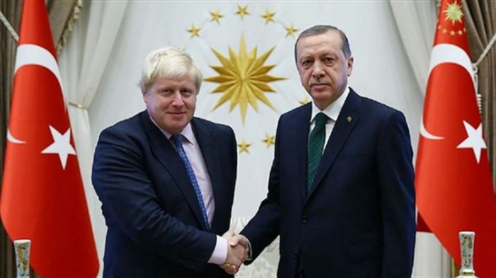   Erdogan discute Karabaj con Johnson  