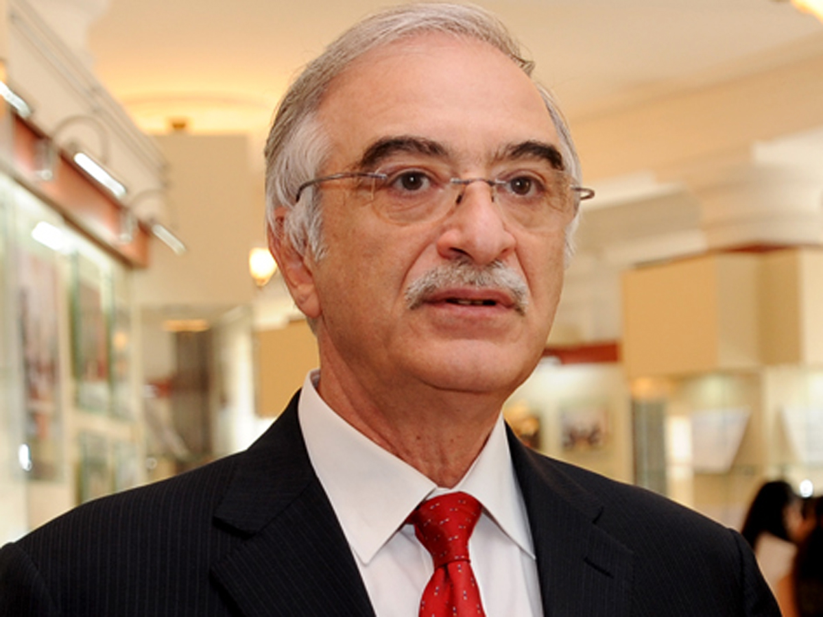   None of Azerbaijani bombs fall on Armenia’s territory, says Polad Bulbuloglu  