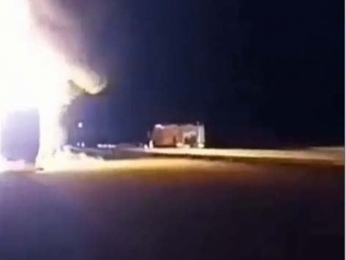  Azerbaijanis in Iran set fire to trucks carrying arms to Armenia –  VIDEO  