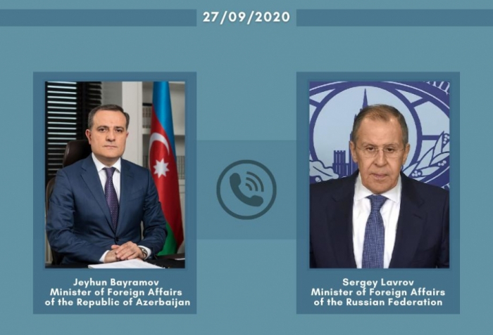  Azerbaijani, Russian FMs hold phone conversation  