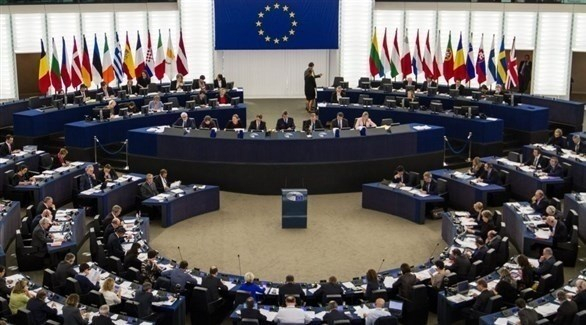 الاتحاد الأوروبي يطالب بعقد اجتماع استثنائي