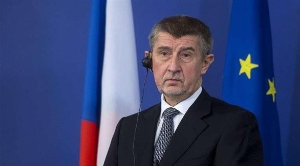 رئيس وزراء التشيك يطالب بإعادة المهاجرين إلى دولهم